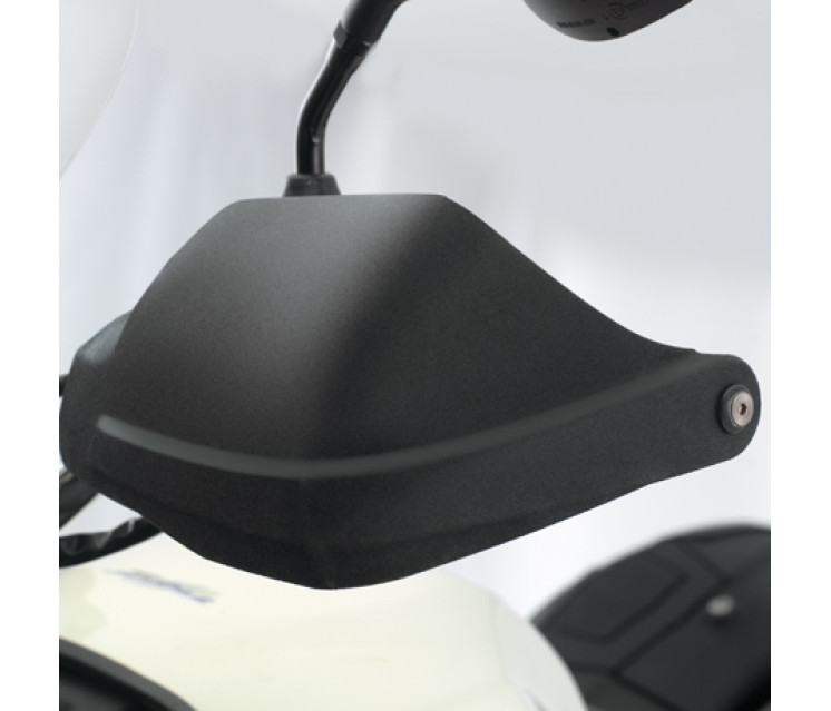 7020-100203 Hand protector rh